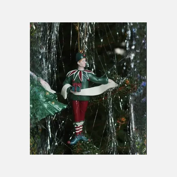 julefigur fra Konges Sl�jd - lille drengefigur i gr�n og r�d med gave i h�ndere, h�ngende som pynt p� et juletr�